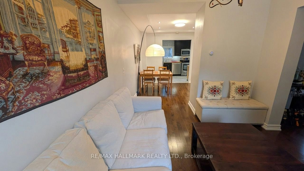 15 Daniels Street, Toronto, ON, M8Y 1L6 - 13