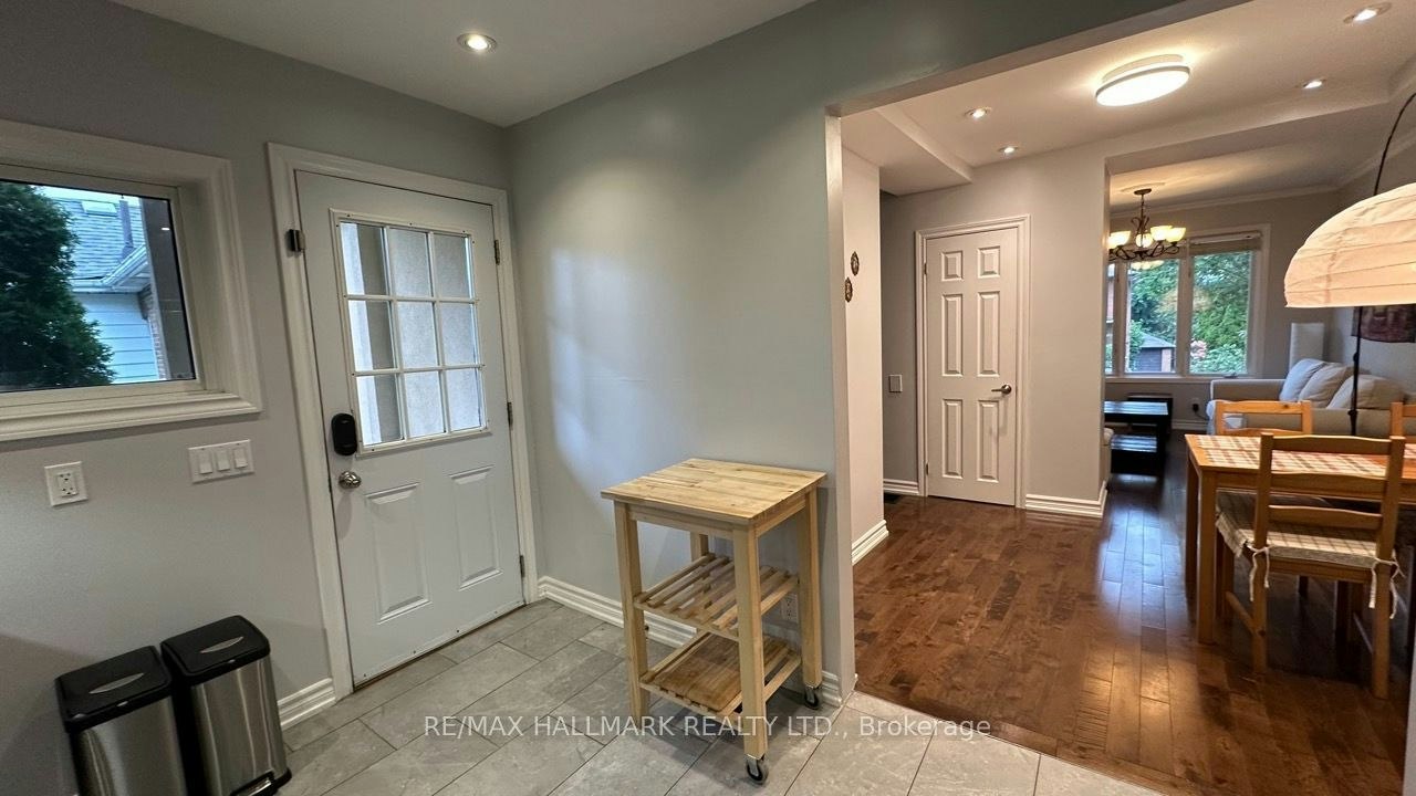 15 Daniels Street, Toronto, ON, M8Y 1L6 - 22