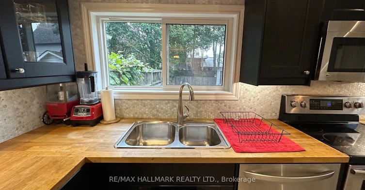 15 Daniels Street, Toronto, ON, M8Y 1L6 - 21