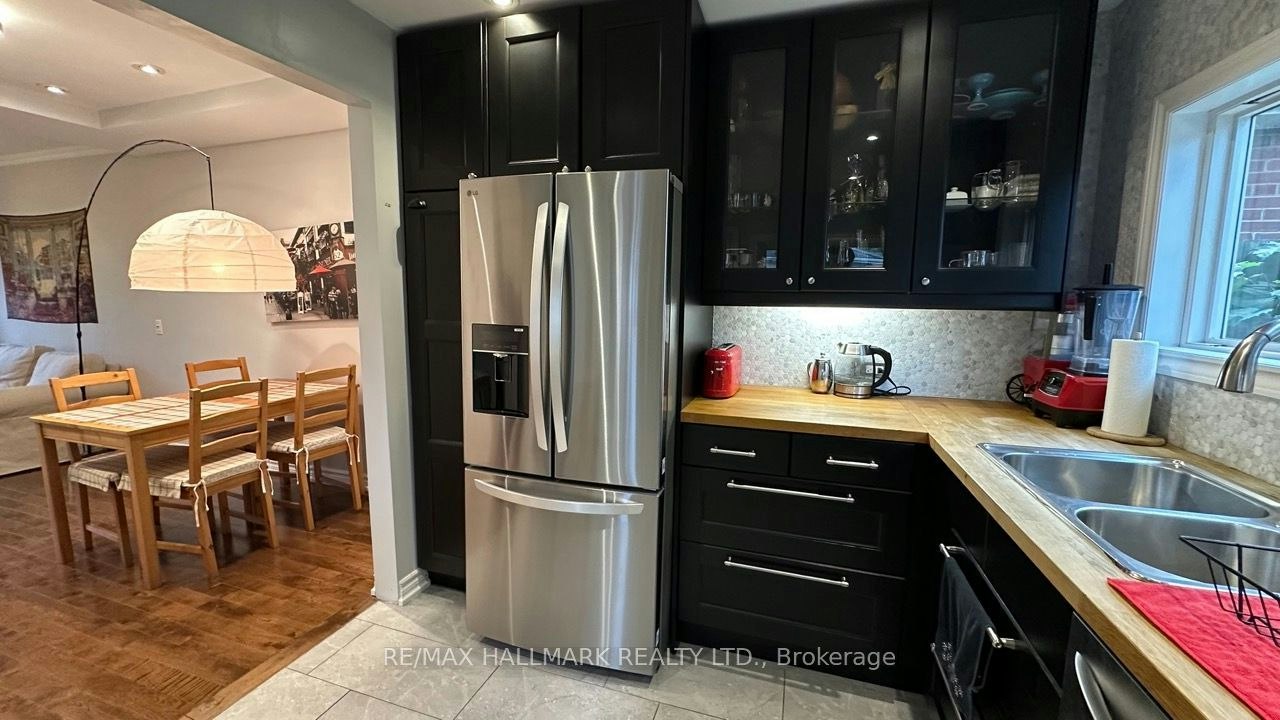 15 Daniels Street, Toronto, ON, M8Y 1L6 - 20