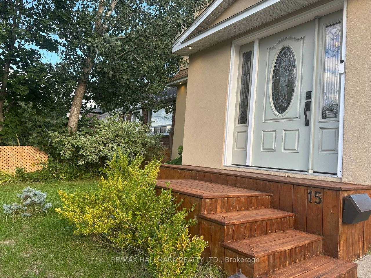 15 Daniels Street, Toronto, ON, M8Y 1L6 - 40