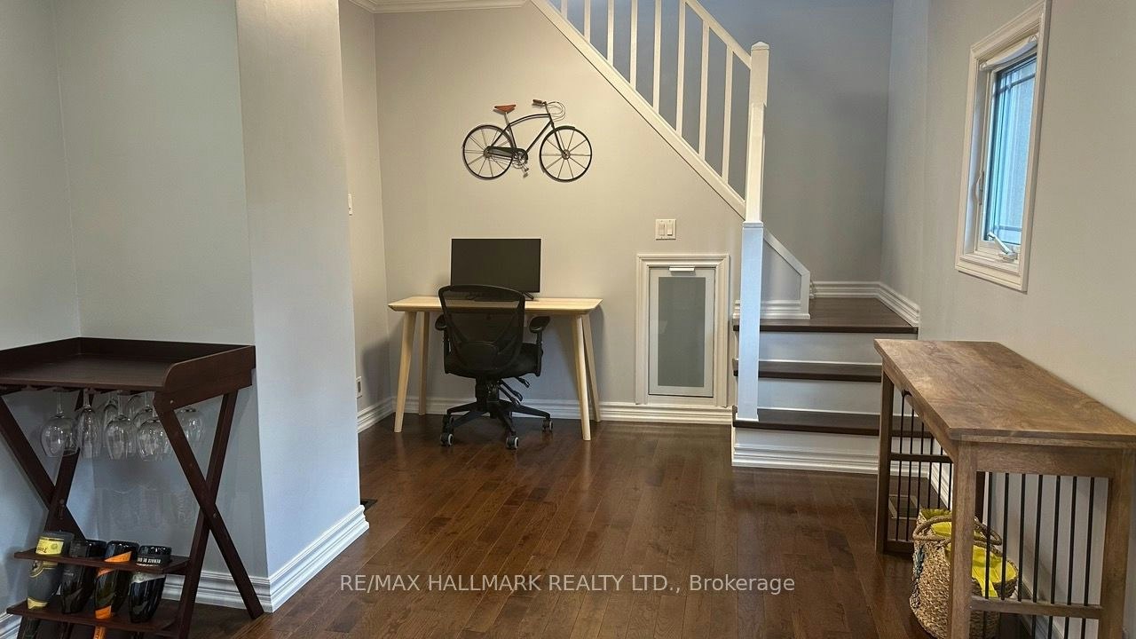 15 Daniels Street, Toronto, ON, M8Y 1L6 - 5