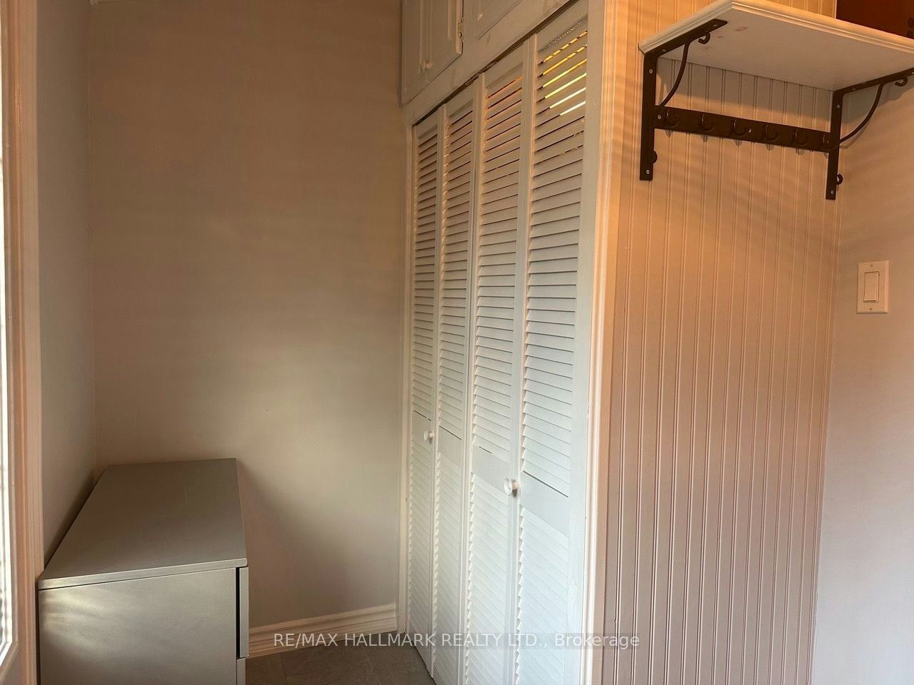 15 Daniels Street, Toronto, ON, M8Y 1L6 - 2