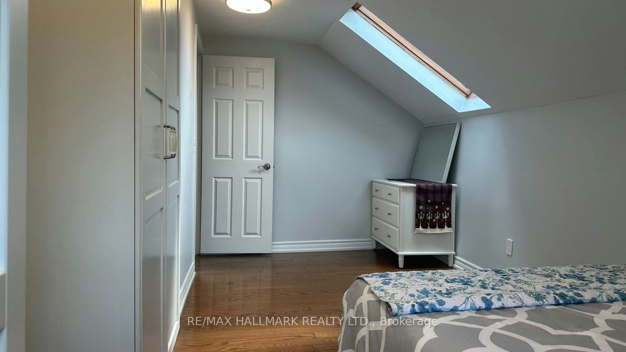15 Daniels Street, Toronto, ON, M8Y 1L6 - 32