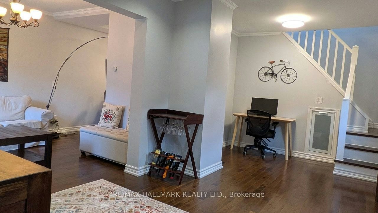 15 Daniels Street, Toronto, ON, M8Y 1L6 - 6