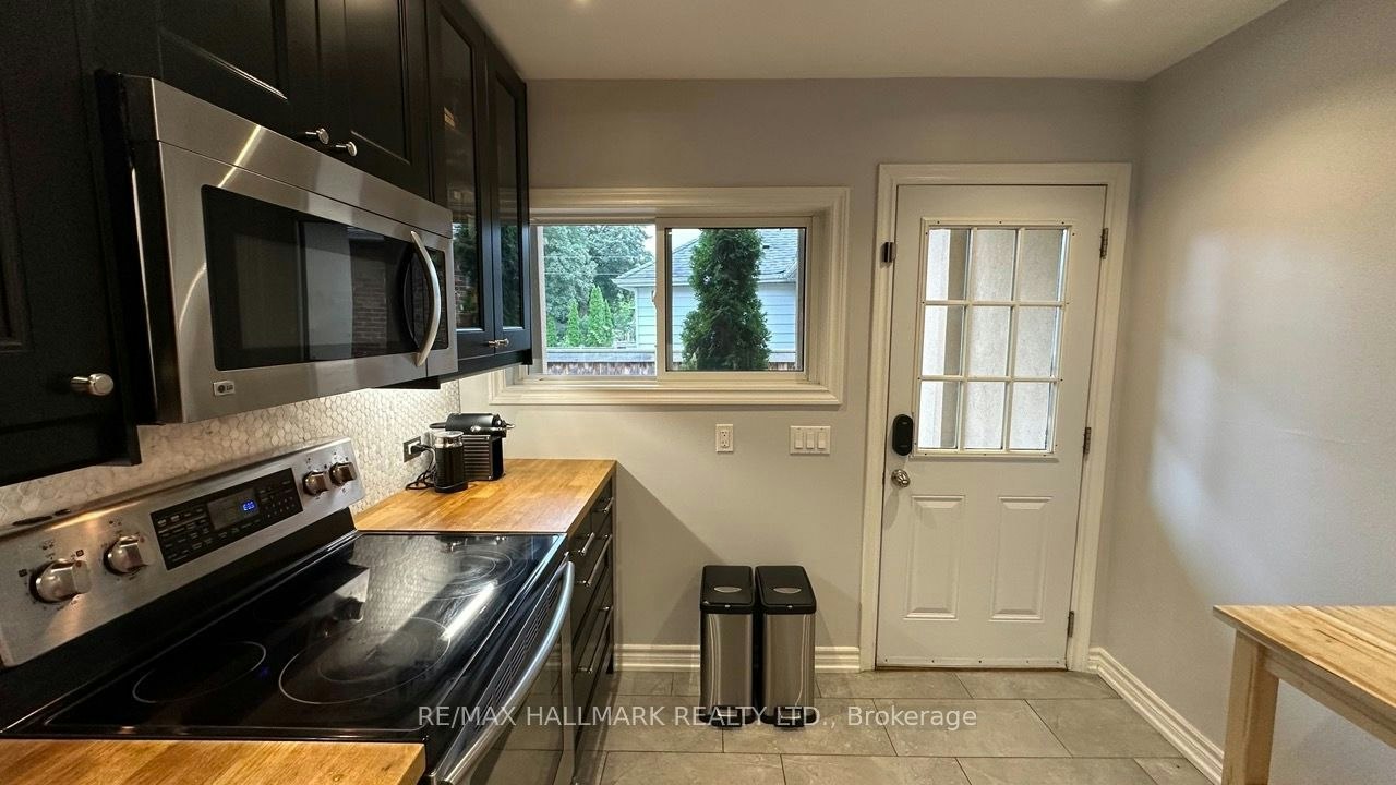15 Daniels Street, Toronto, ON, M8Y 1L6 - 19
