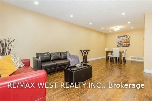 Upper-82 Marchbank Crescent, Brampton, ON, L6S 3B1 3