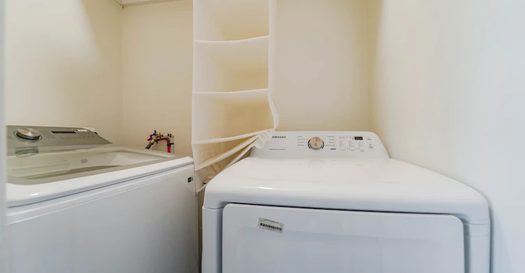 Upper-47 Greendale Avenue, Toronto, ON, M6N 4P4 - 22