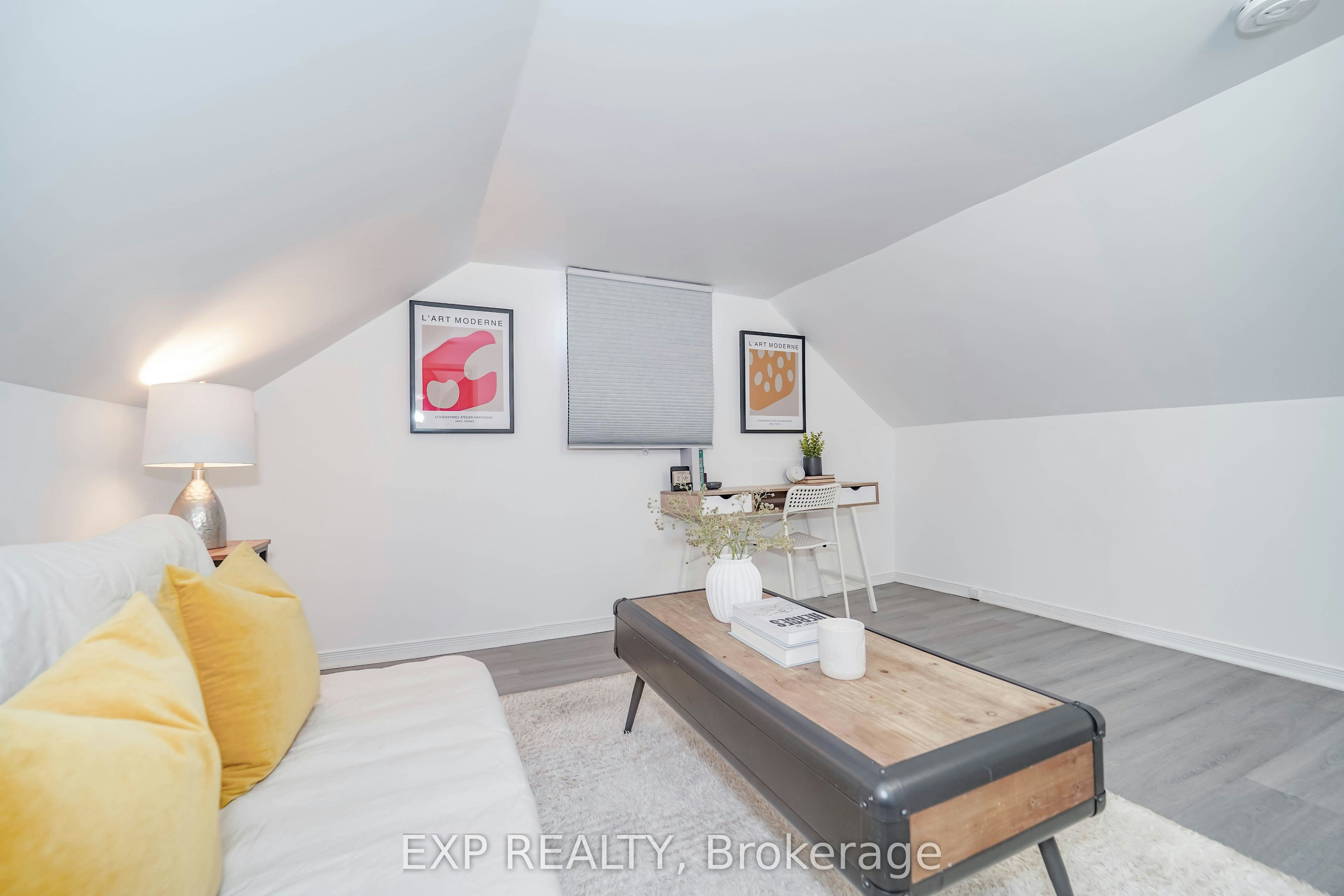 Upper-47 Greendale Avenue, Toronto, ON, M6N 4P4 - 17