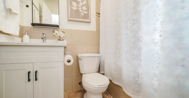 Upper-47 Greendale Avenue, Toronto, ON, M6N 4P4 - 14