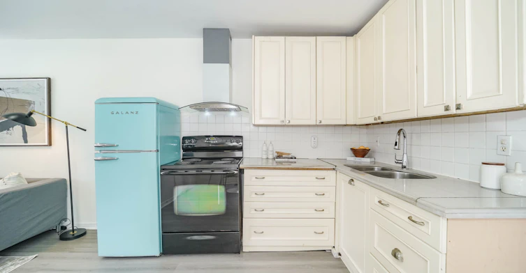 Upper-47 Greendale Avenue, Toronto, ON, M6N 4P4 - 10