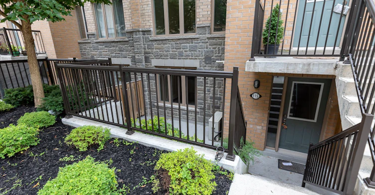 116-9 Foundry Avenue, Toronto, ON, M6H 0B7 - 12