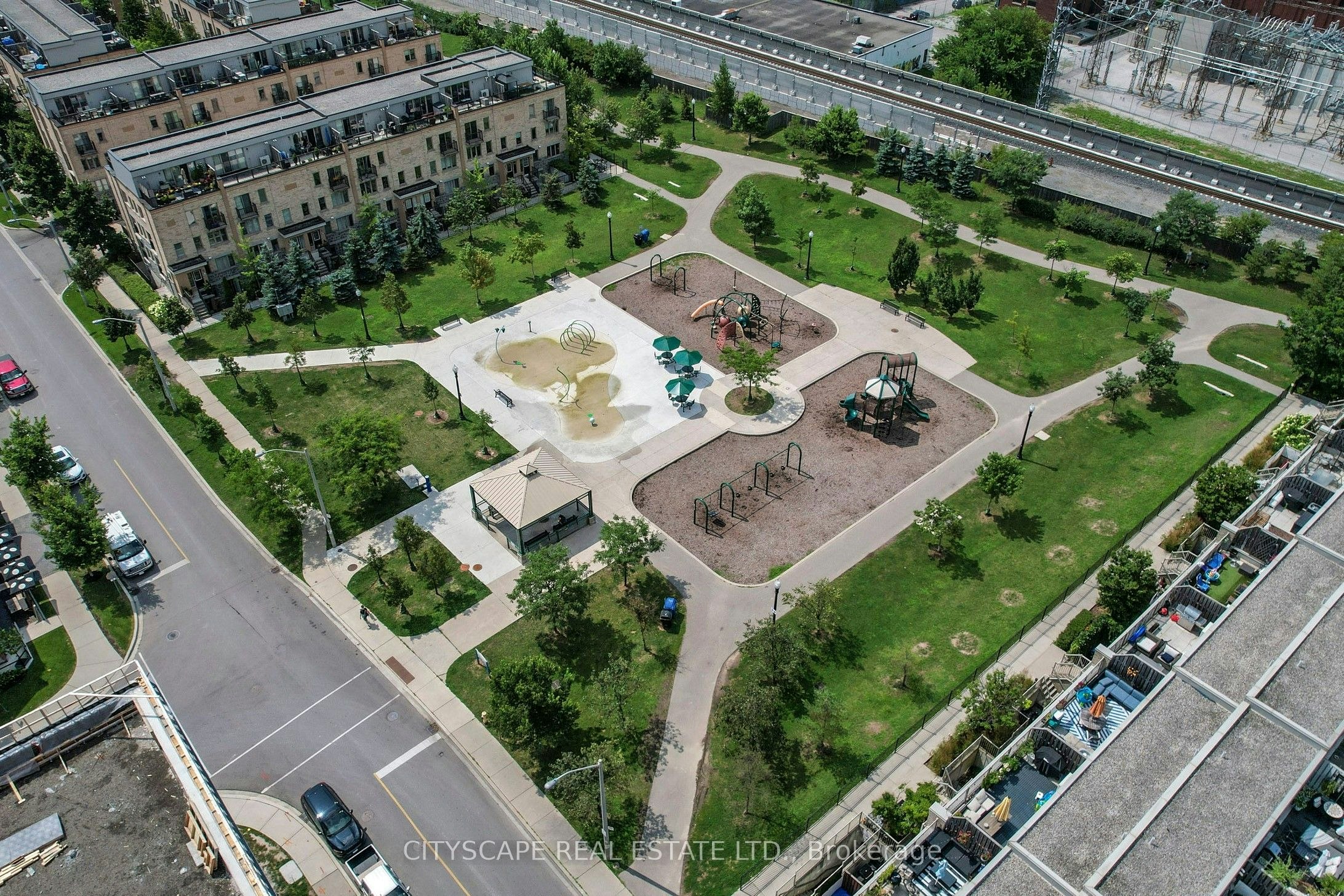 116-9 Foundry Avenue, Toronto, ON, M6H 0B7 - 9