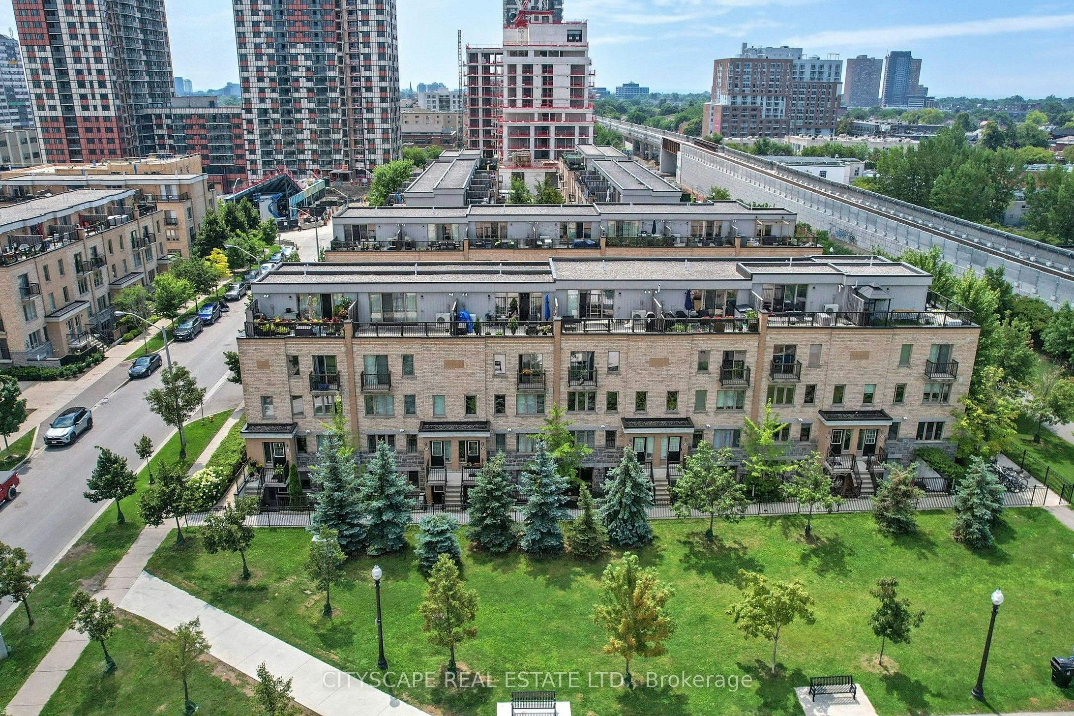 116-9 Foundry Avenue, Toronto, ON, M6H 0B7 - 6