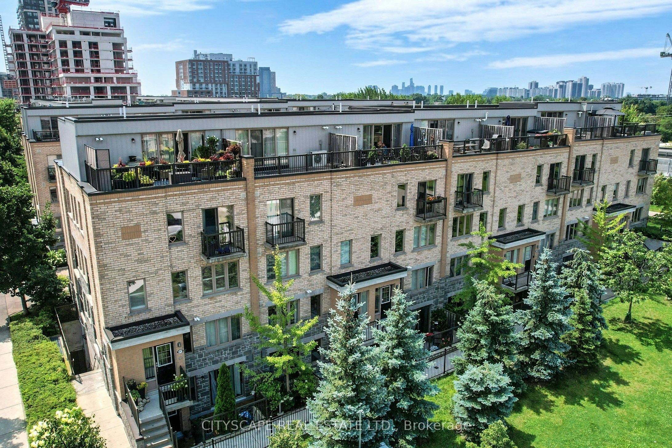 116-9 Foundry Avenue, Toronto, ON, M6H 0B7 - 3