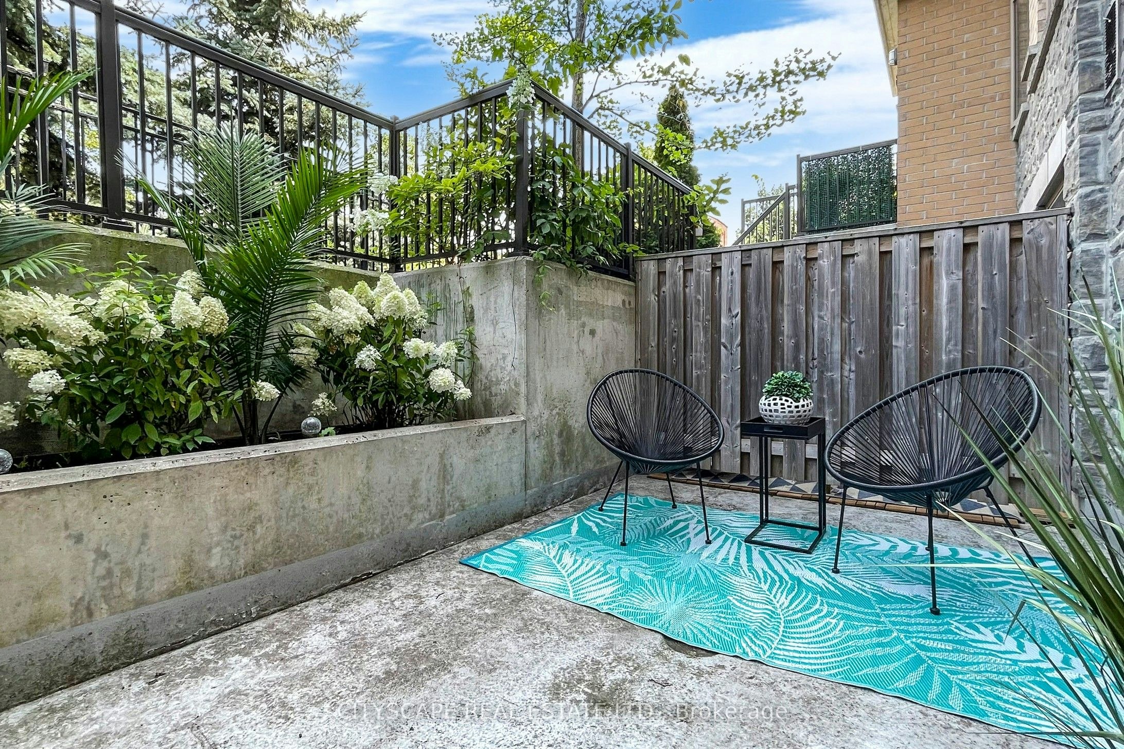 116-9 Foundry Avenue, Toronto, ON, M6H 0B7 - 24