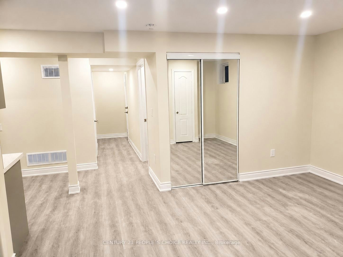 1 (Bsmt)-703 Yates Drive, Milton, ON, L9T 7R5