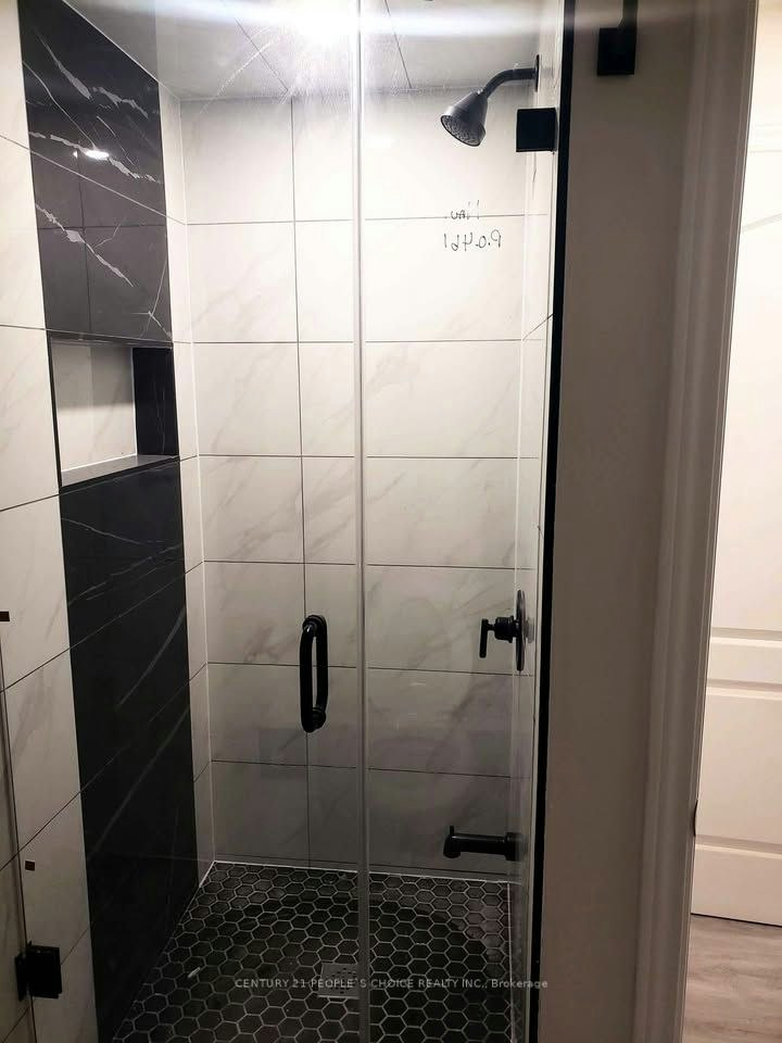 1 (Bsmt)-703 Yates Drive, Milton, ON, L9T 7R5 - 6
