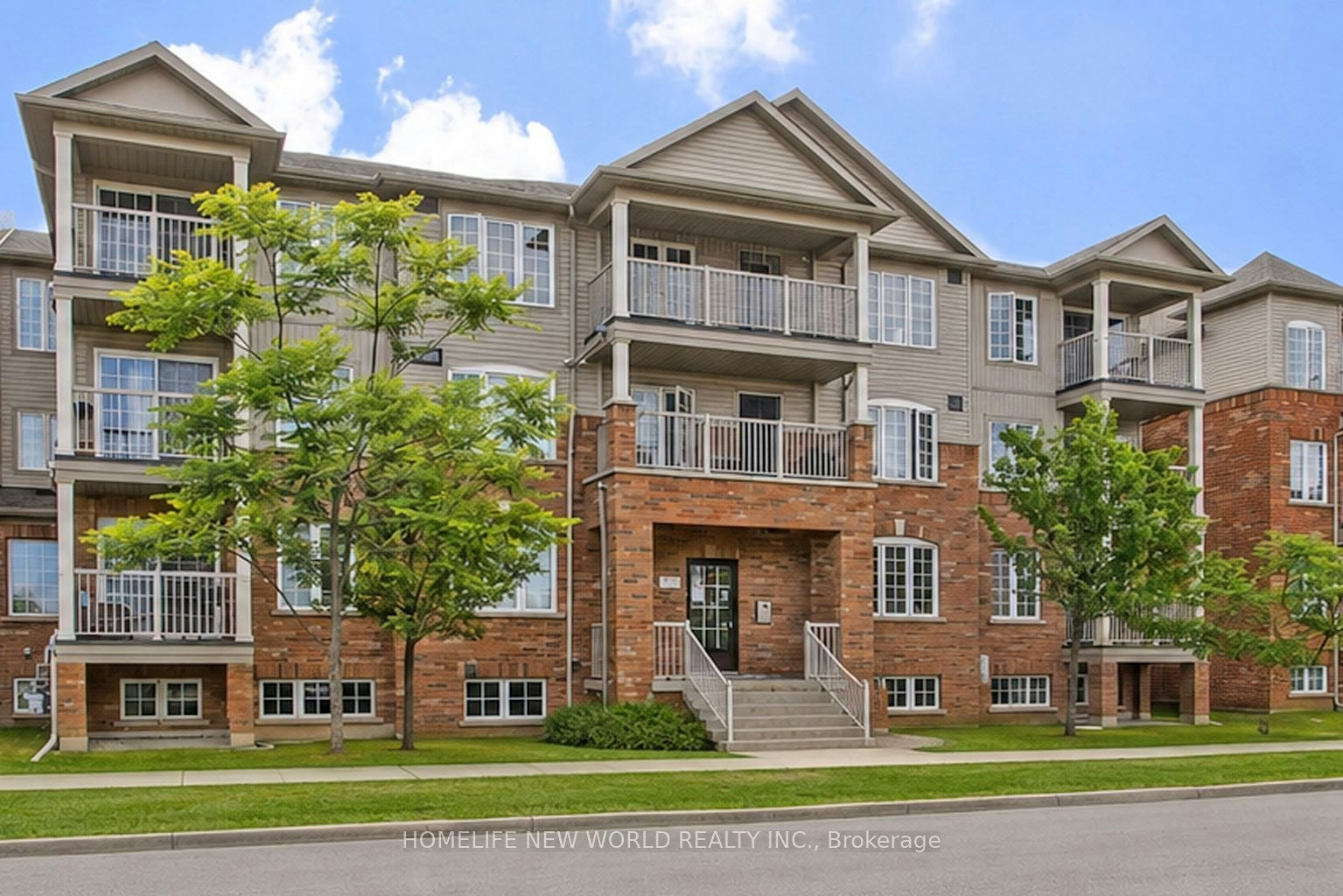 3-133 Isaac Devins Boulevard, Toronto, ON, M9M 0C4