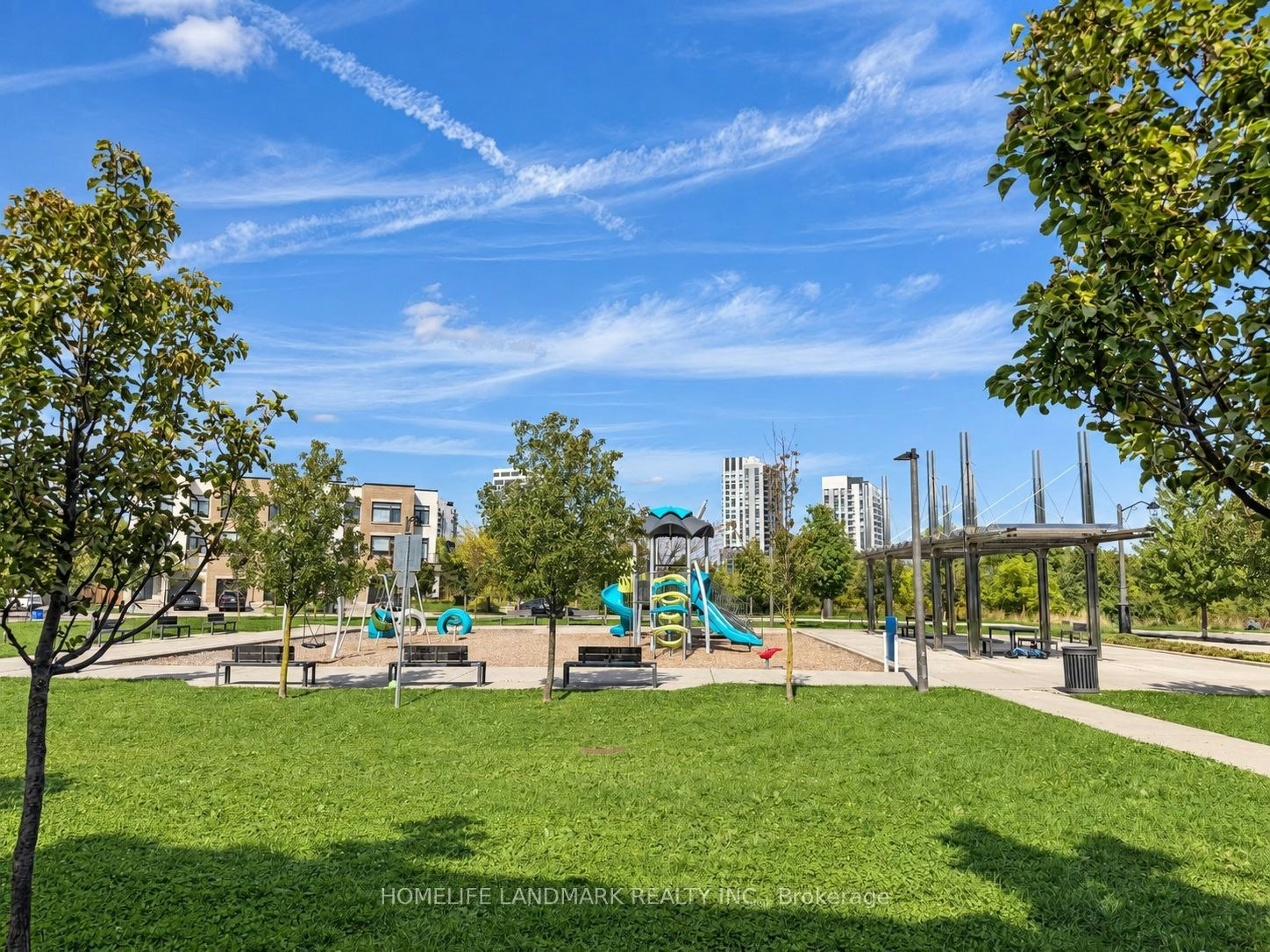 3-211 Squire Crescent, Oakville, ON, L6H 7C3 - 16