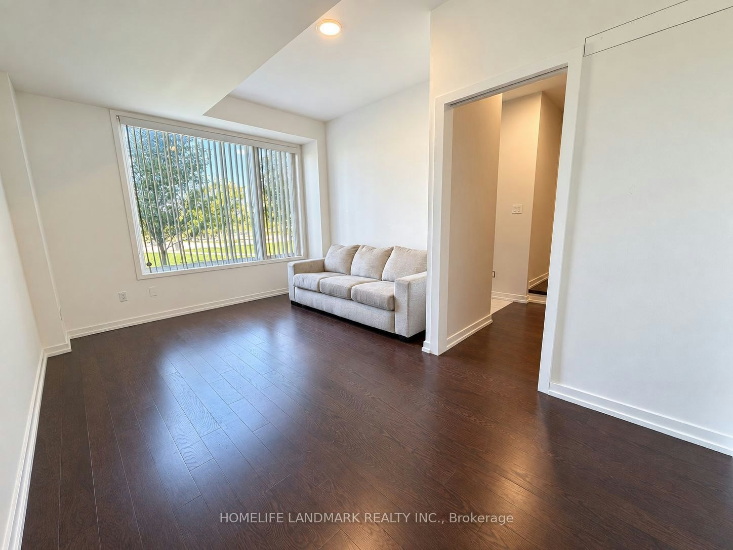 3-211 Squire Crescent, Oakville, ON, L6H 7C3 - 7
