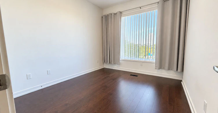 3-211 Squire Crescent, Oakville, ON, L6H 7C3 - 10