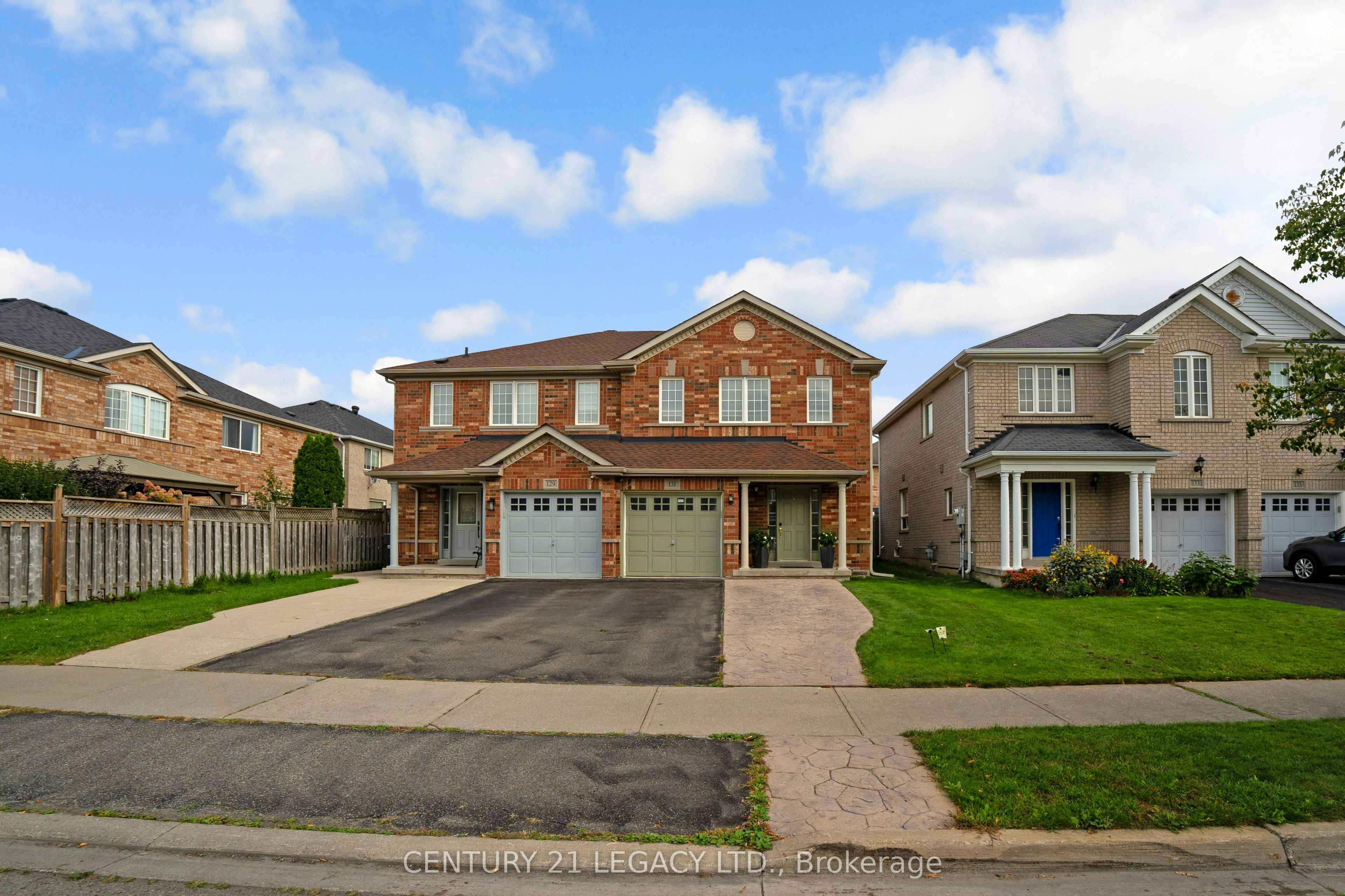 131 Sugarhill Drive, Brampton, ON, L7A 3X4