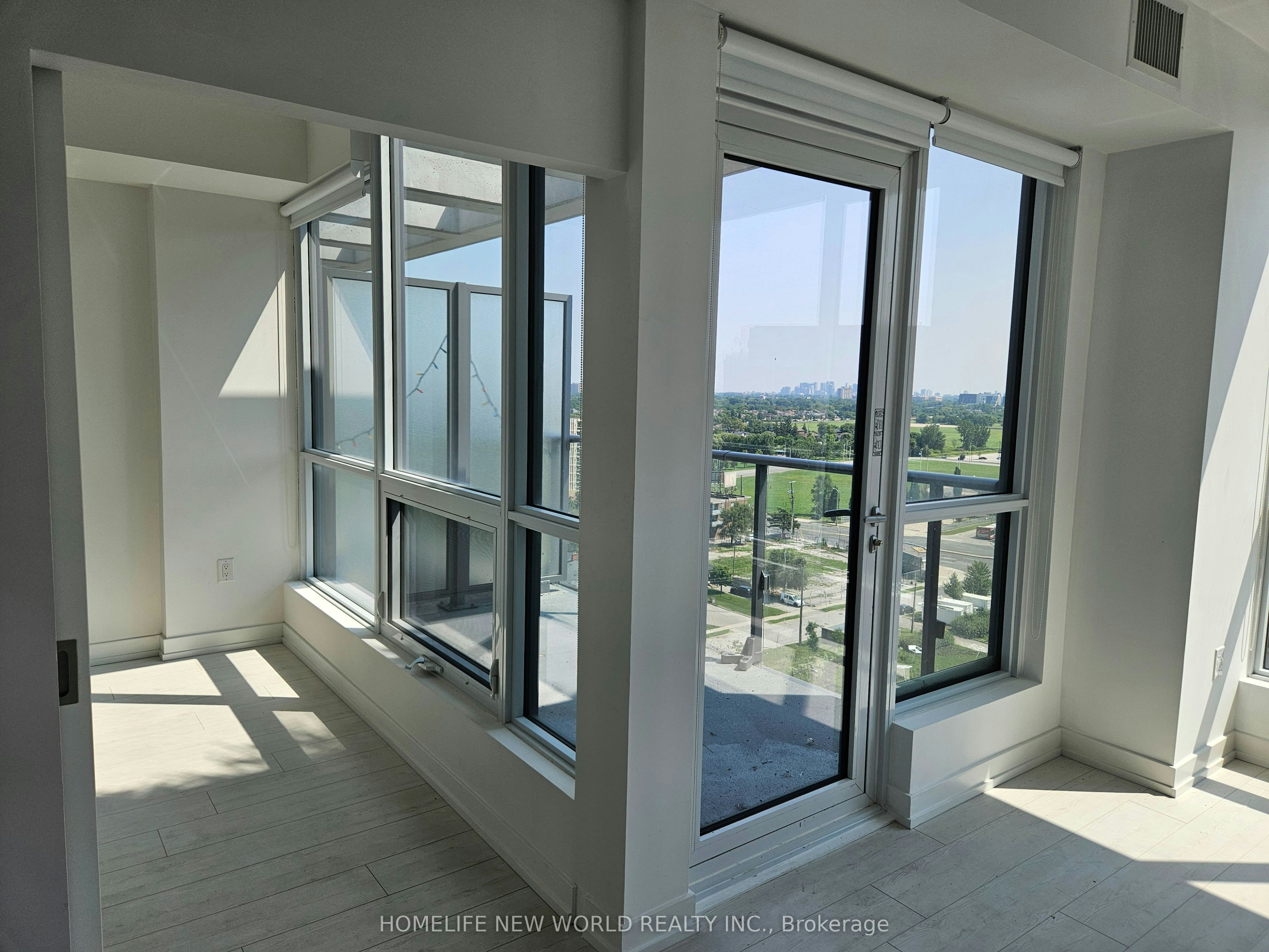 1312-10 De Boers Drive, Toronto, ON, M3J 0L6 - 4