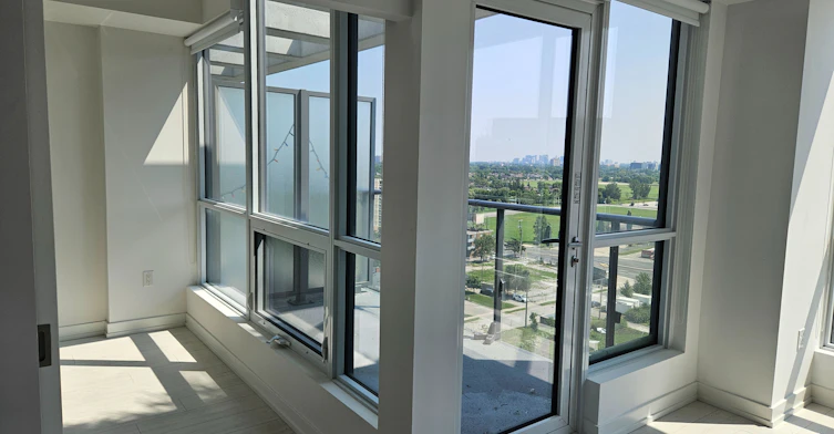 1312-10 De Boers Drive, Toronto, ON, M3J 0L6 - 4