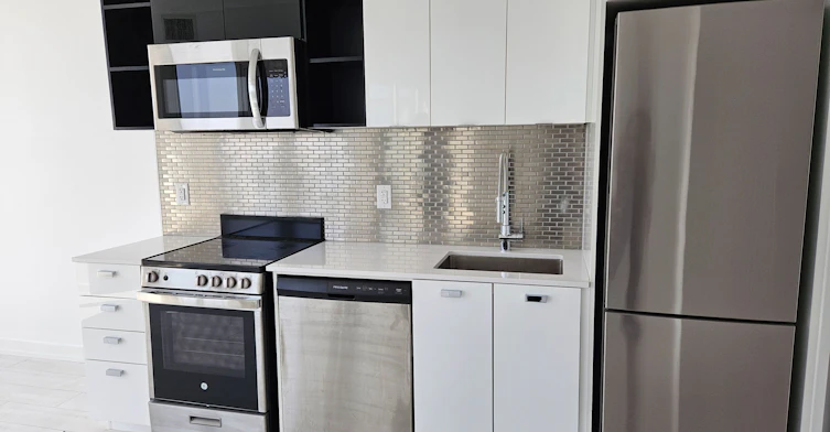1312-10 De Boers Drive, Toronto, ON, M3J 0L6 - 3