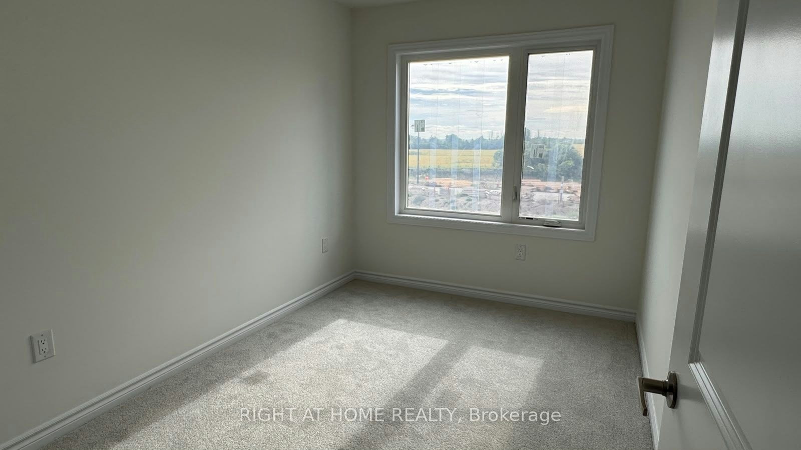 4 Twinflower Way, Brampton, ON, L7A 5N1 - 11