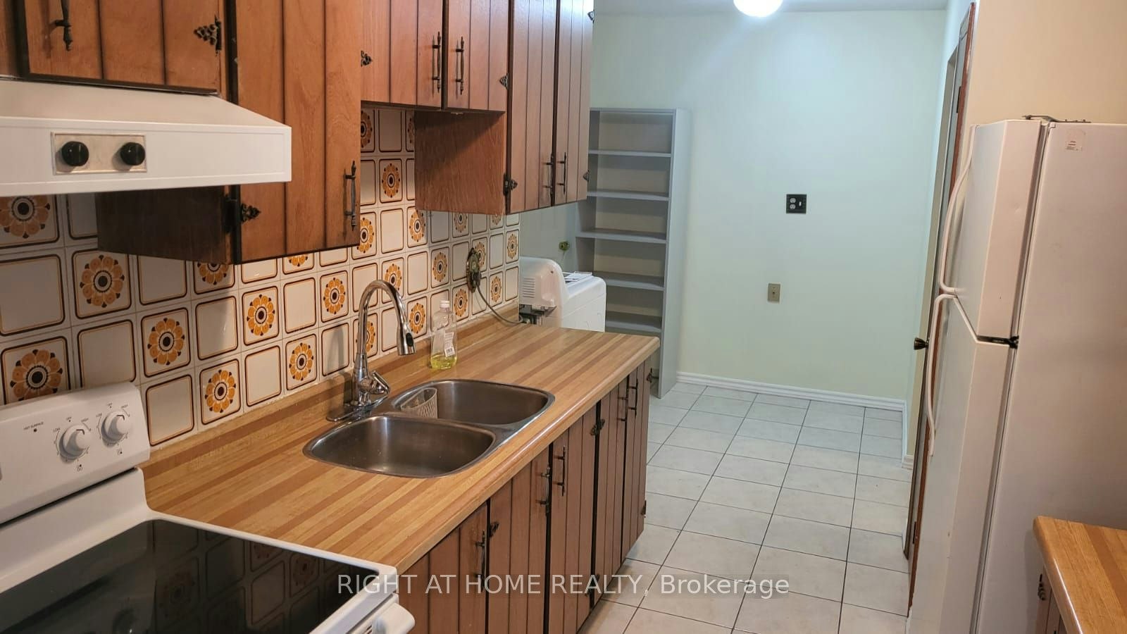 31 Manitou Crescent, Brampton, ON, L6S 2Z6 - 6