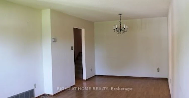 31 Manitou Crescent, Brampton, ON, L6S 2Z6 - 3