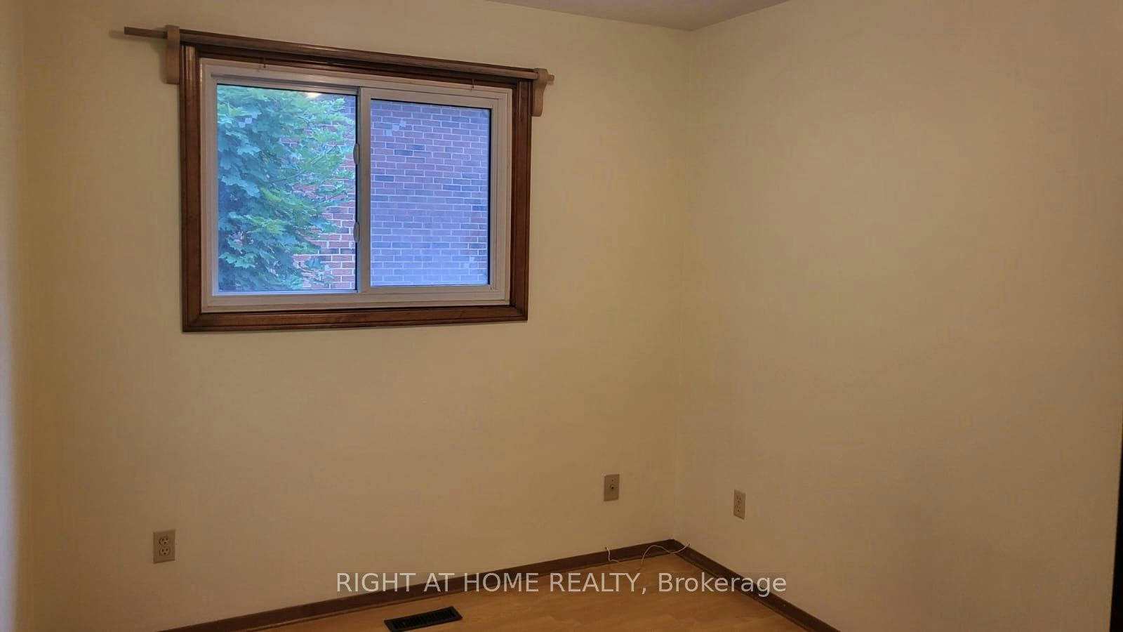 31 Manitou Crescent, Brampton, ON, L6S 2Z6 - 10