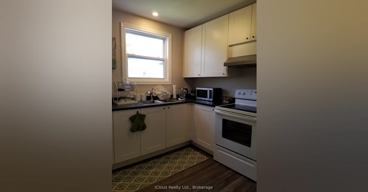 2C-795 Lakeshore Road E, Mississauga, ON, L5E 1C8 - 4