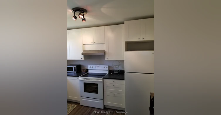 2C-795 Lakeshore Road E, Mississauga, ON, L5E 1C8 - 3