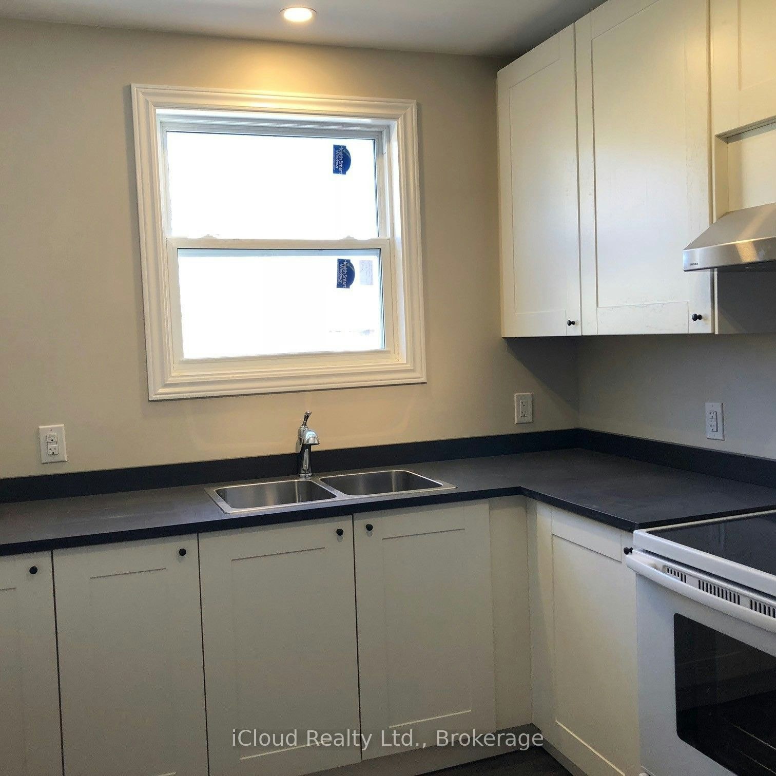 2C-795 Lakeshore Road E, Mississauga, ON, L5E 1C8 - 12