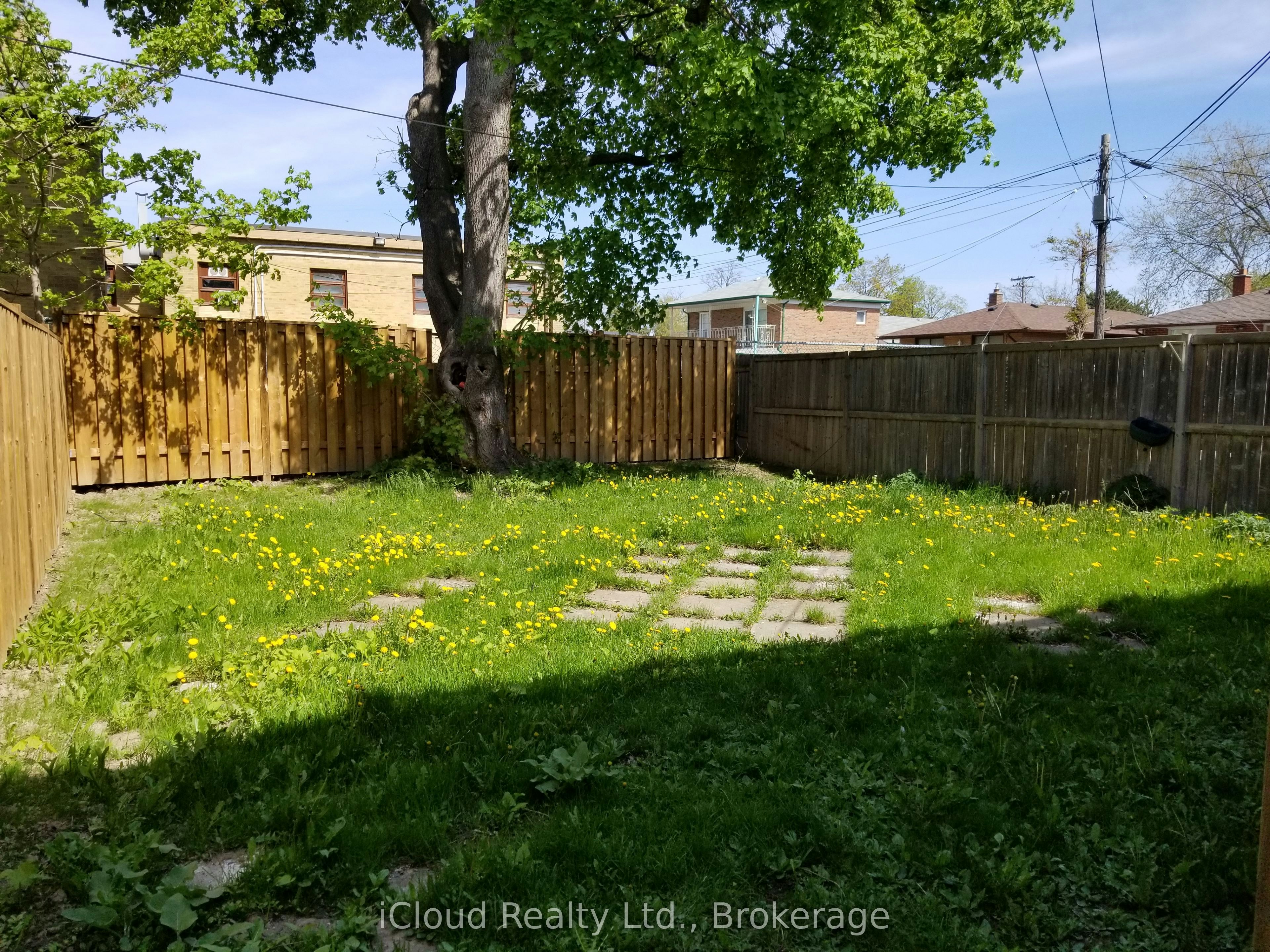 2C-795 Lakeshore Road E, Mississauga, ON, L5E 1C8 - 17