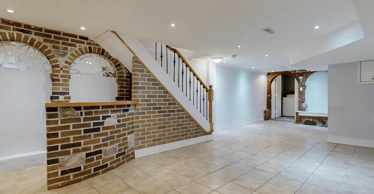 35 Day Avenue, Toronto, ON, M6E 3V7 - 17