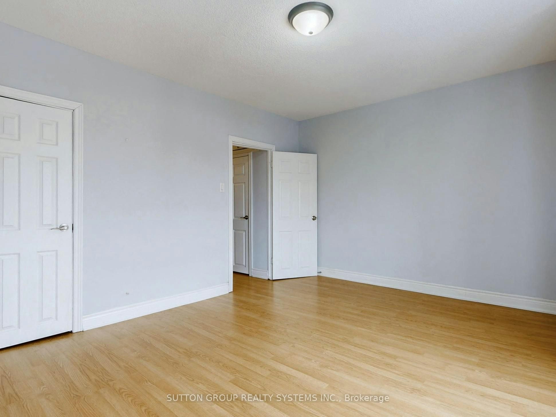 35 Day Avenue, Toronto, ON, M6E 3V7 - 8