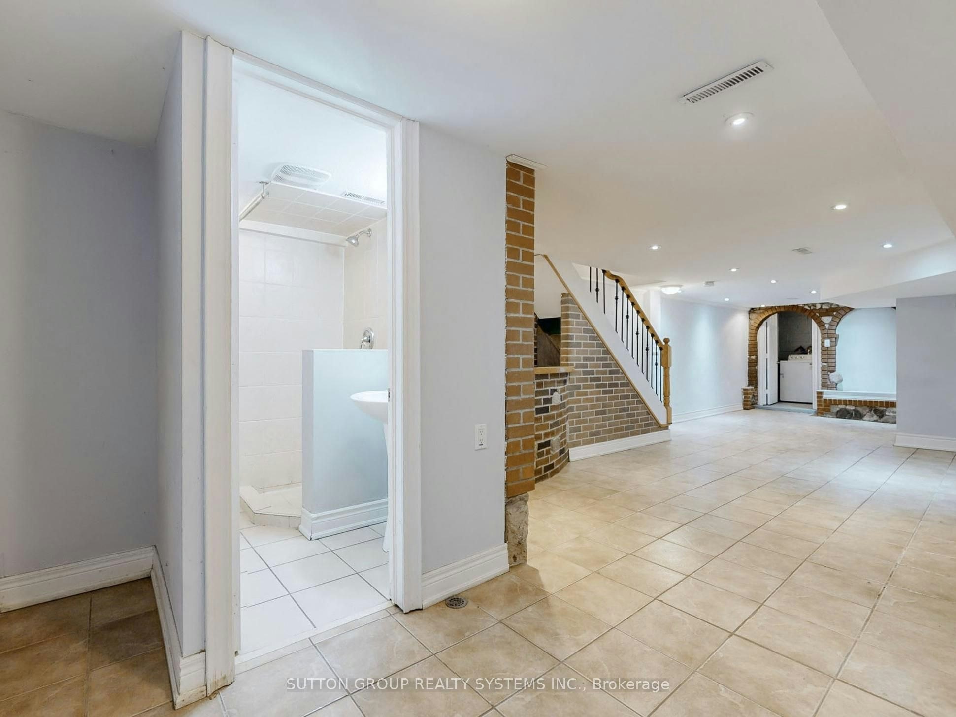 35 Day Avenue, Toronto, ON, M6E 3V7 - 15