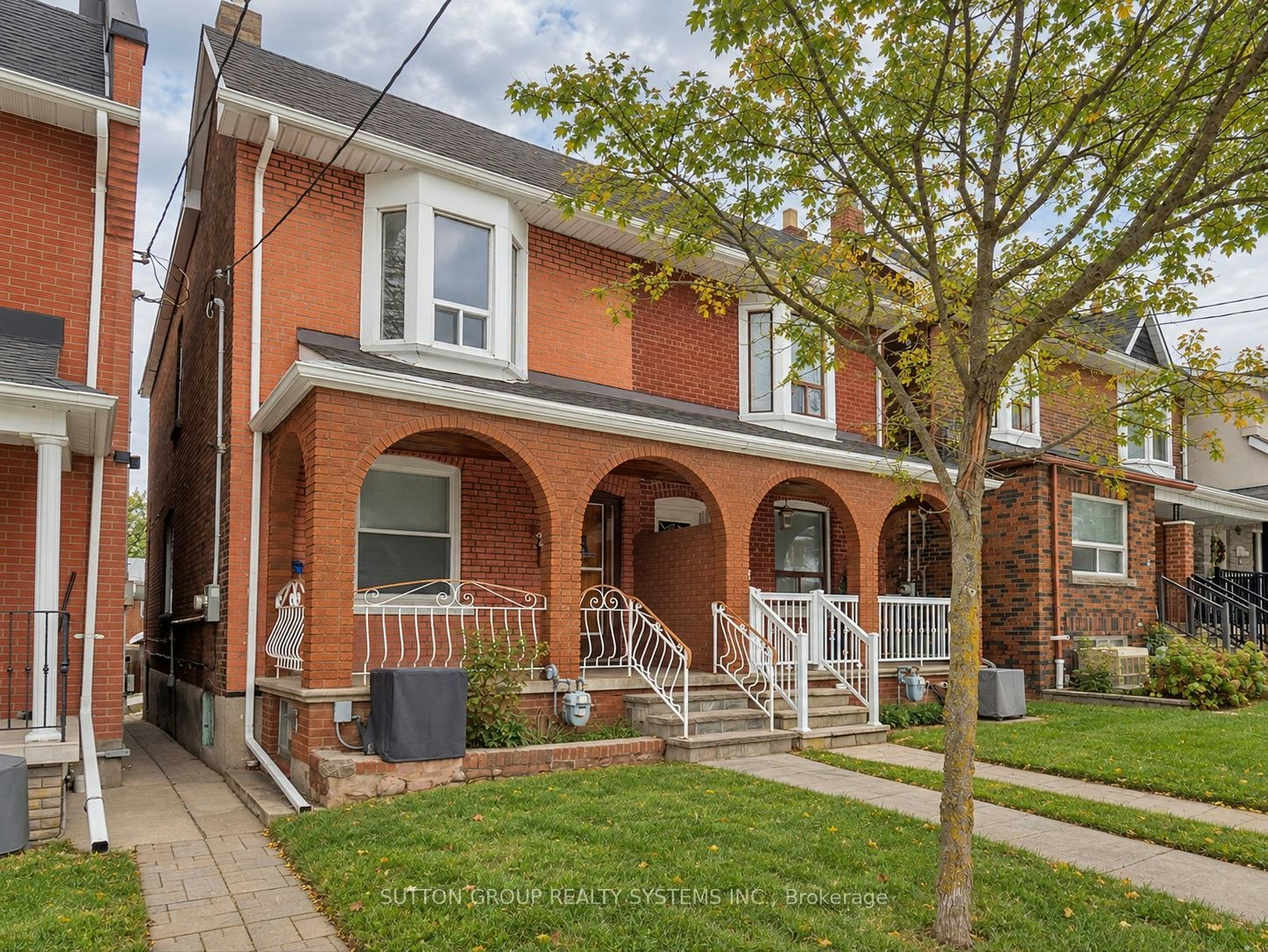 35 Day Avenue, Toronto, ON, M6E 3V7 - 2