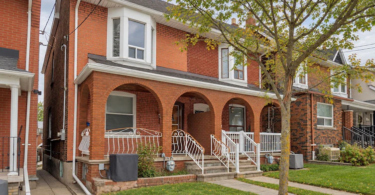 35 Day Avenue, Toronto, ON, M6E 3V7 - 2