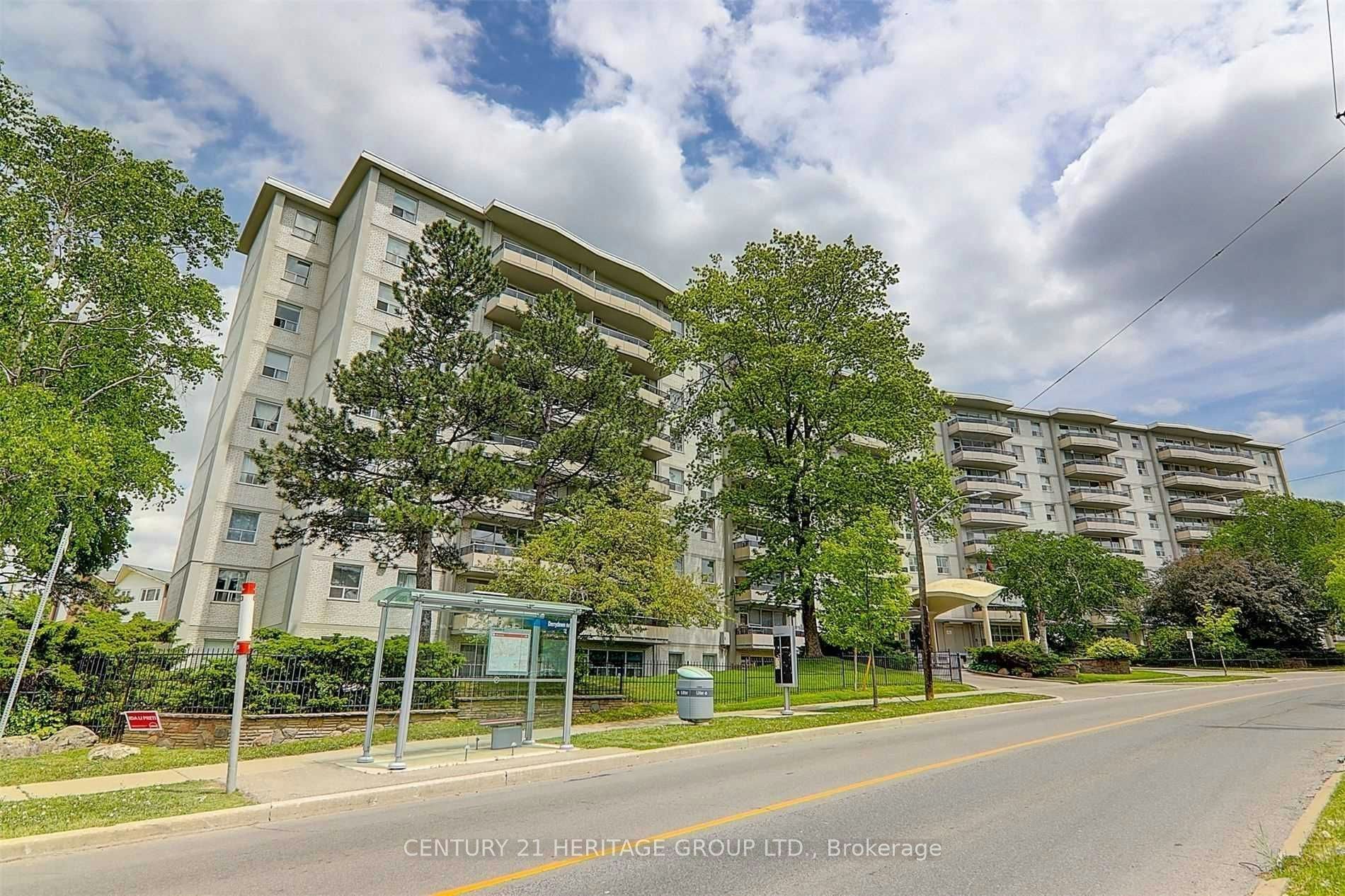 411-80 Grandravine Drive, Toronto, ON, M3J 1B2 - 3