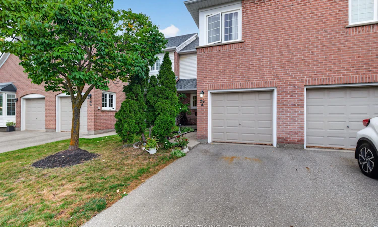 26A-5205 Glen Erin Drive E