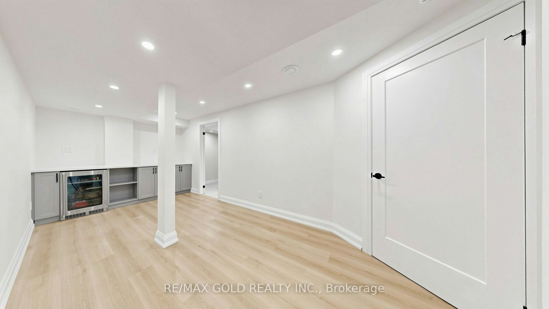 125 Burnhamthorpe Road E, Oakville, ON, L6H 3R4 - 42
