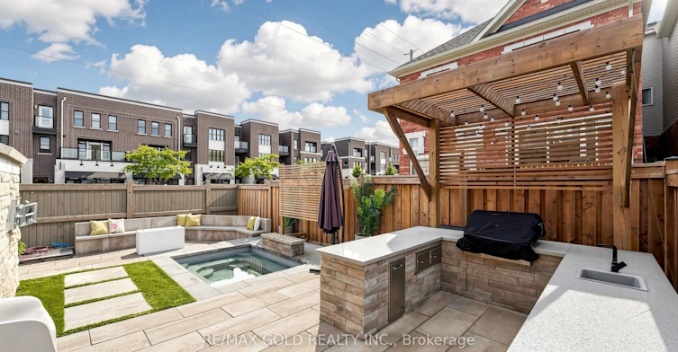 125 Burnhamthorpe Road E, Oakville, ON, L6H 3R4 - 47