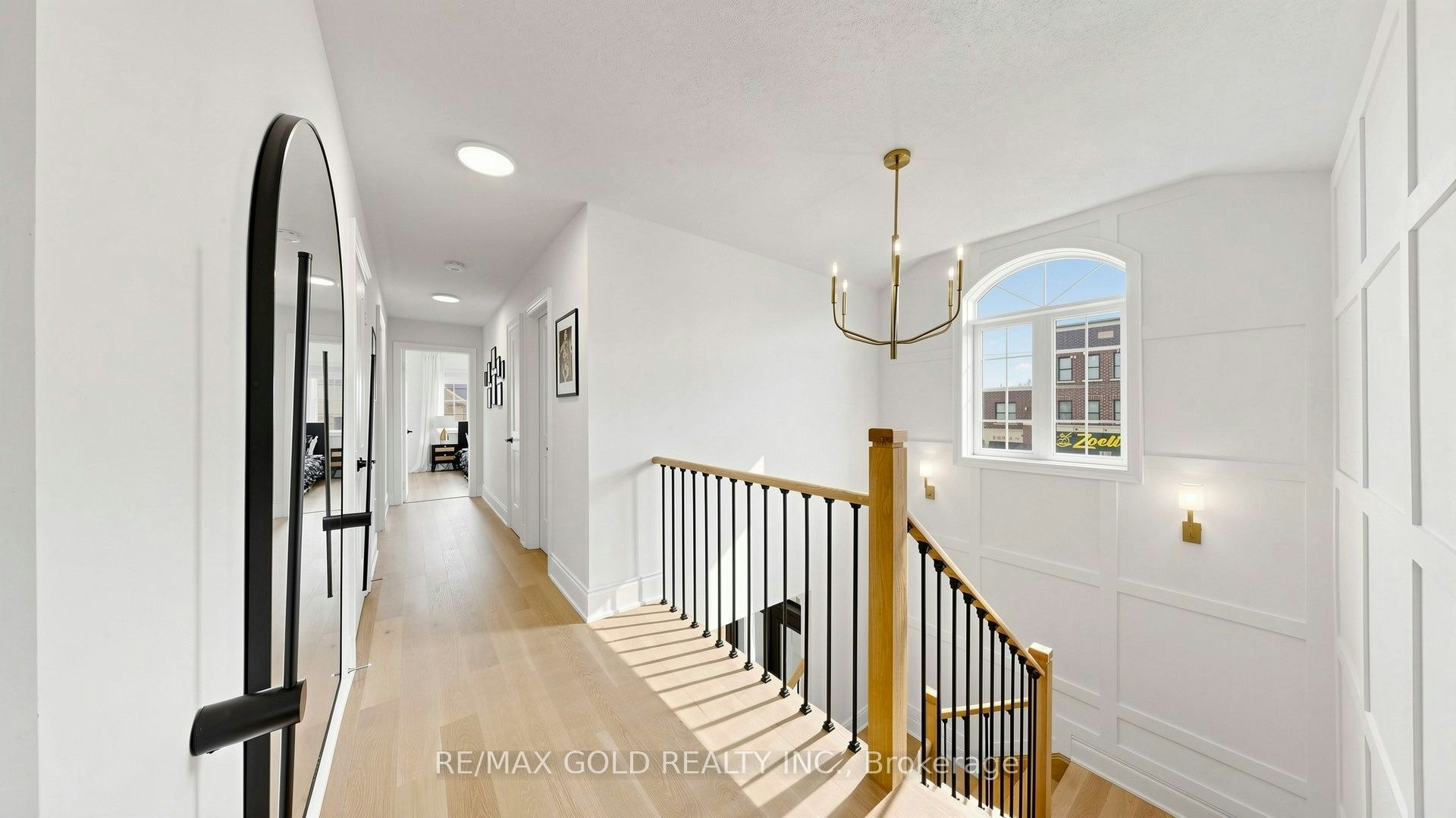 125 Burnhamthorpe Road E, Oakville, ON, L6H 3R4 - 25