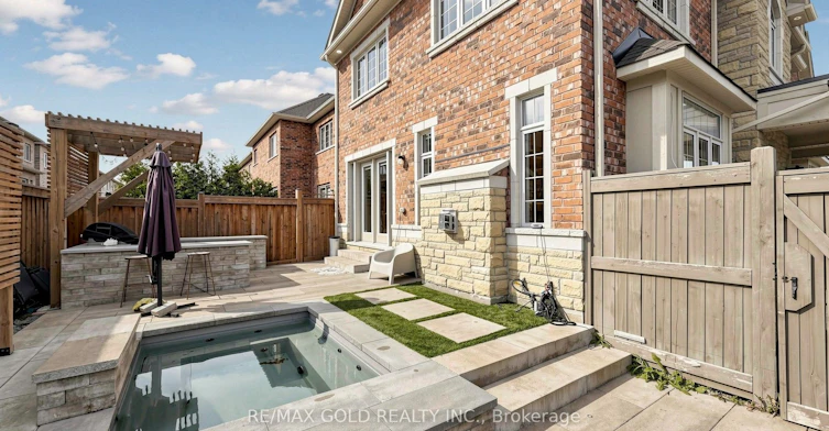 125 Burnhamthorpe Road E, Oakville, ON, L6H 3R4 - 45