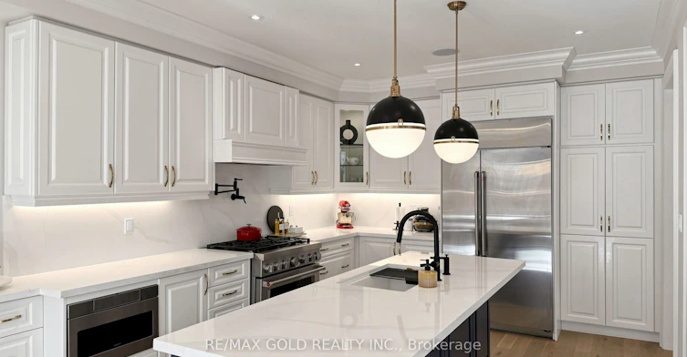 125 Burnhamthorpe Road E, Oakville, ON, L6H 3R4 - 11
